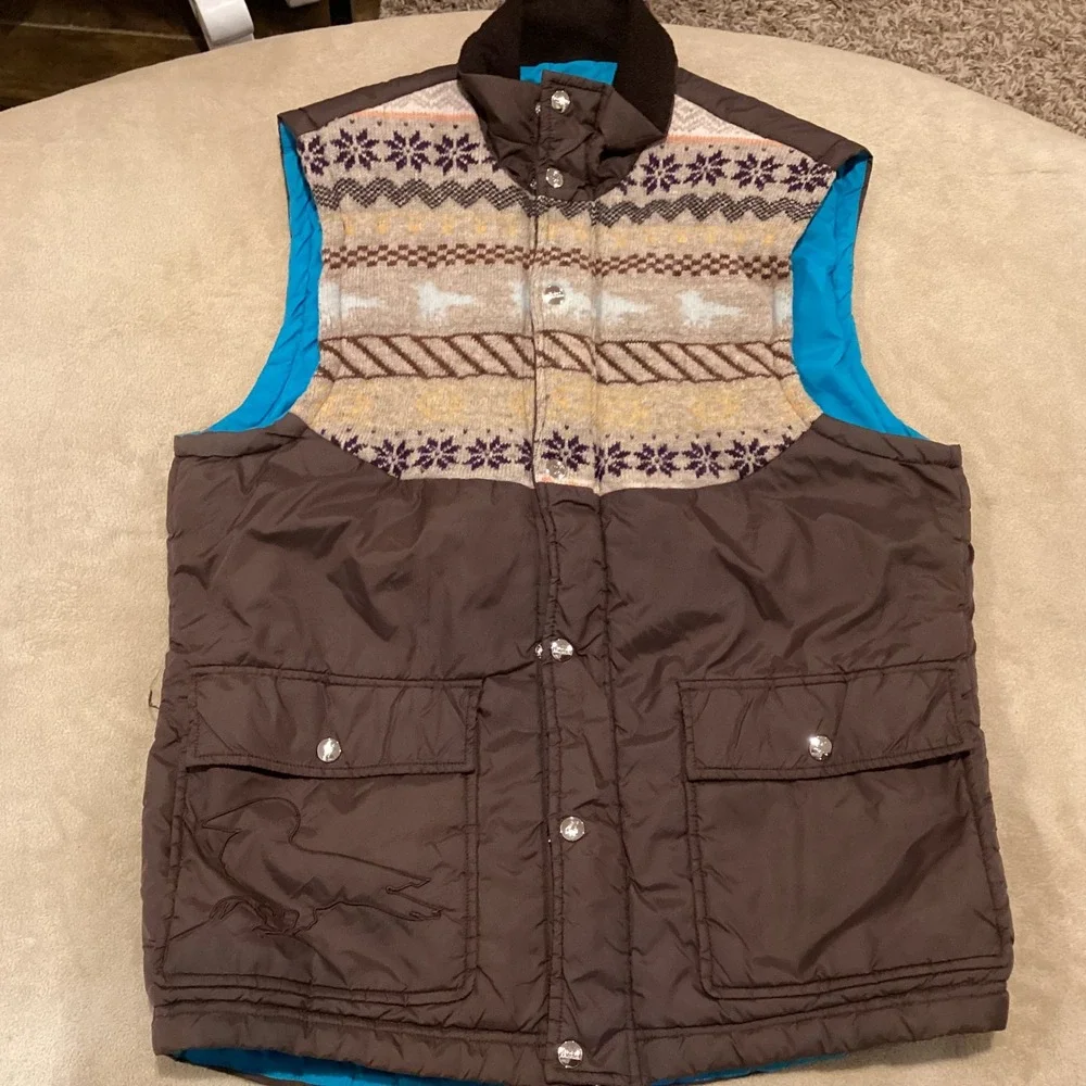 Modern Amusement Brown Vest, Fair Isle Print Sweater on top, Men's‎ Size Small